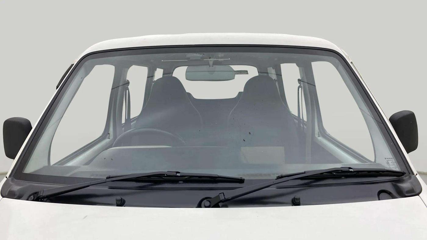 2020 Maruti Eeco 5 STR WITH A/C+HTR, Petrol, Manual, 26,346 km, Front Windshield