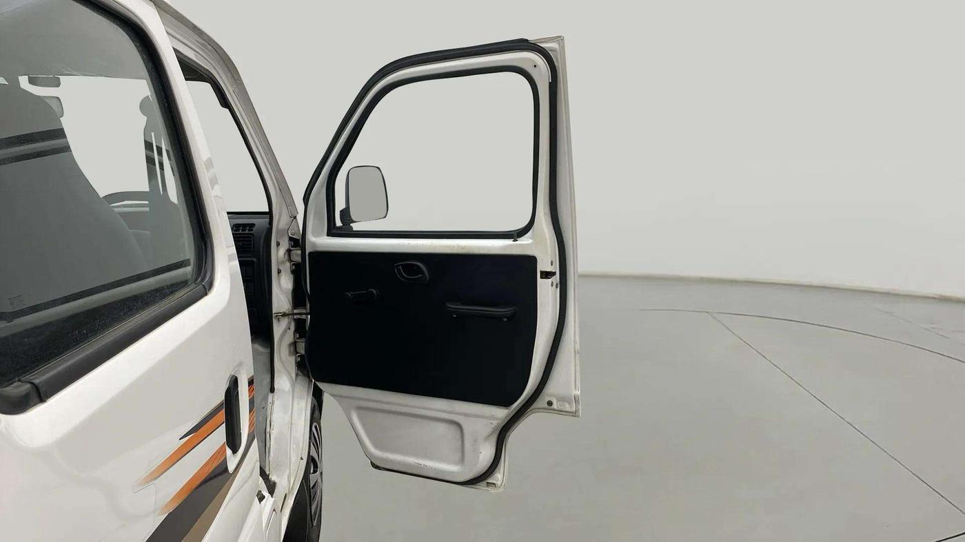 2020 Maruti Eeco 5 STR WITH A/C+HTR, Petrol, Manual, 26,346 km, RHS Front Door