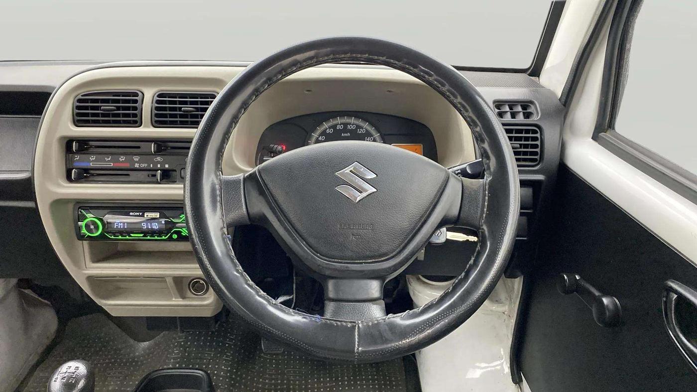 2020 Maruti Eeco 5 STR WITH A/C+HTR, Petrol, Manual, 26,346 km, Steering Wheel Close Up