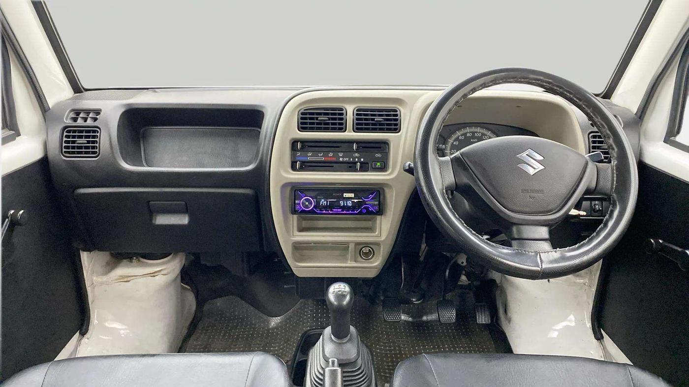 2020 Maruti Eeco 5 STR WITH A/C+HTR, Petrol, Manual, 26,346 km, Dashboard