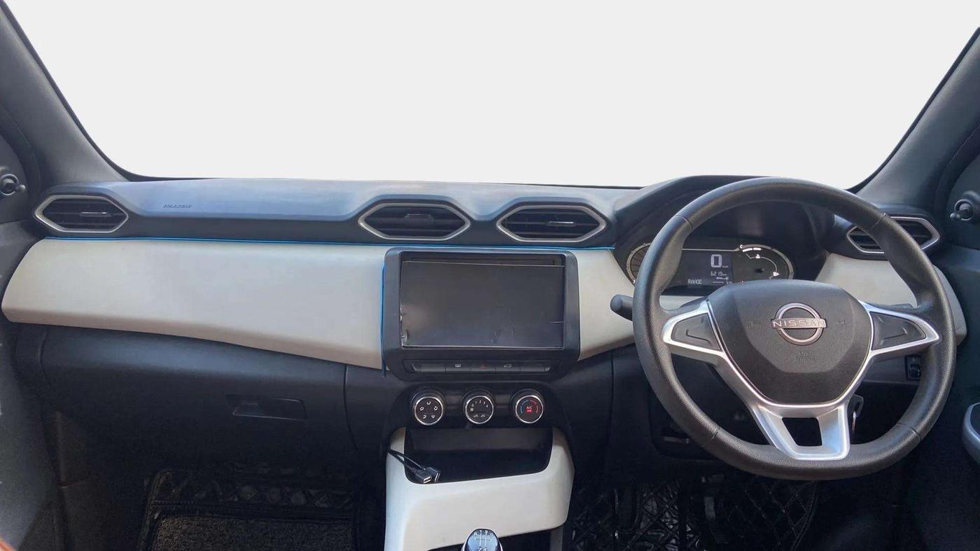 2023 Nissan MAGNITE XE, Petrol, Manual, 6,227 km, Dashboard