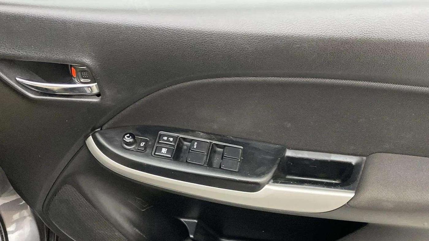 2018 Maruti Baleno DELTA PETROL 1.2, Petrol, Manual, 47,539 km, Driver Side Door Panels Control