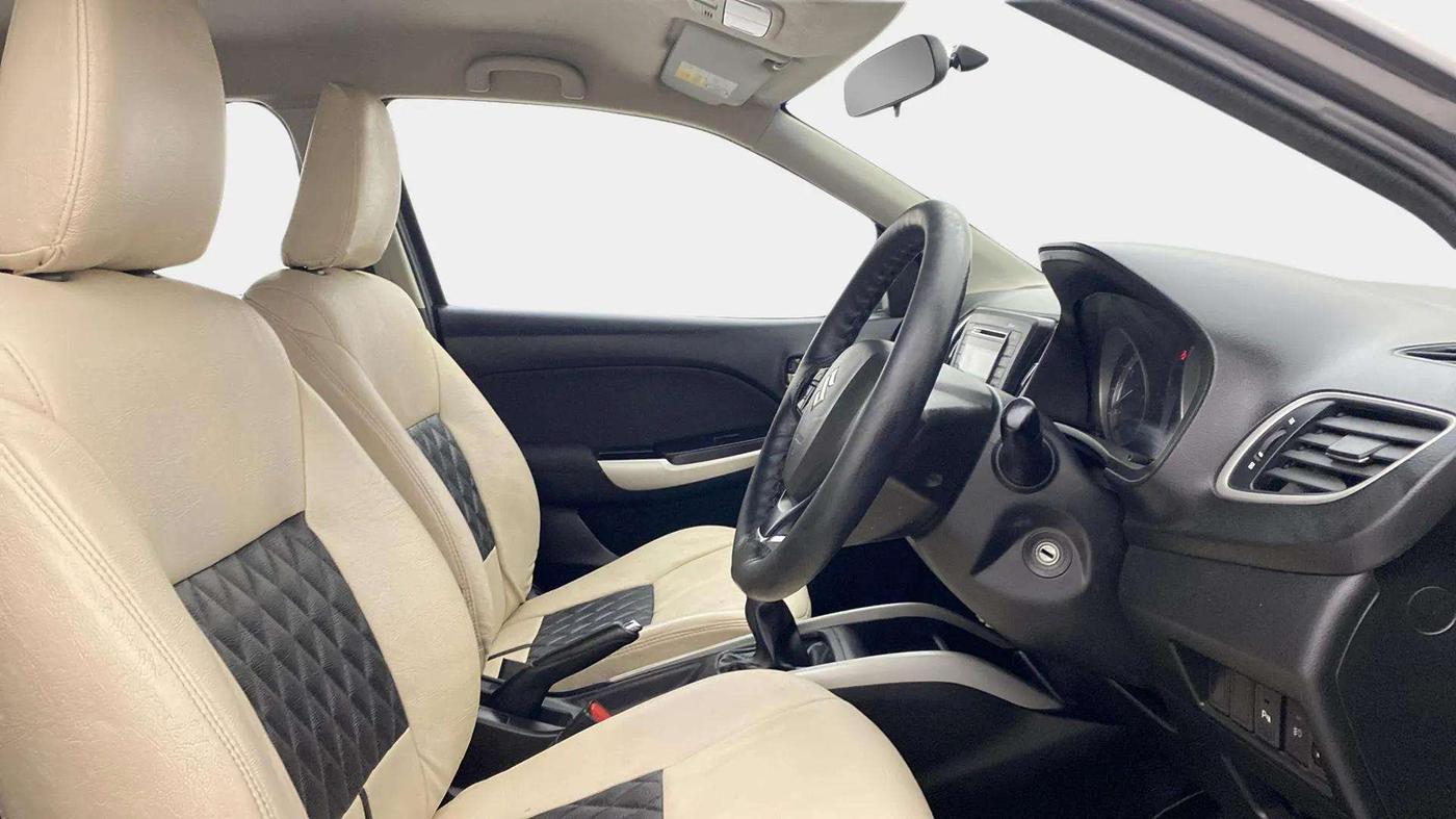 2018 Maruti Baleno DELTA PETROL 1.2, Petrol, Manual, 47,539 km, Right Side Front Door Cabin