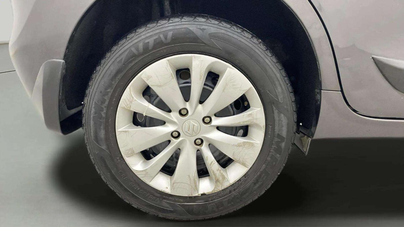 2018 Maruti Baleno DELTA PETROL 1.2, Petrol, Manual, 47,539 km, Right Rear Wheel