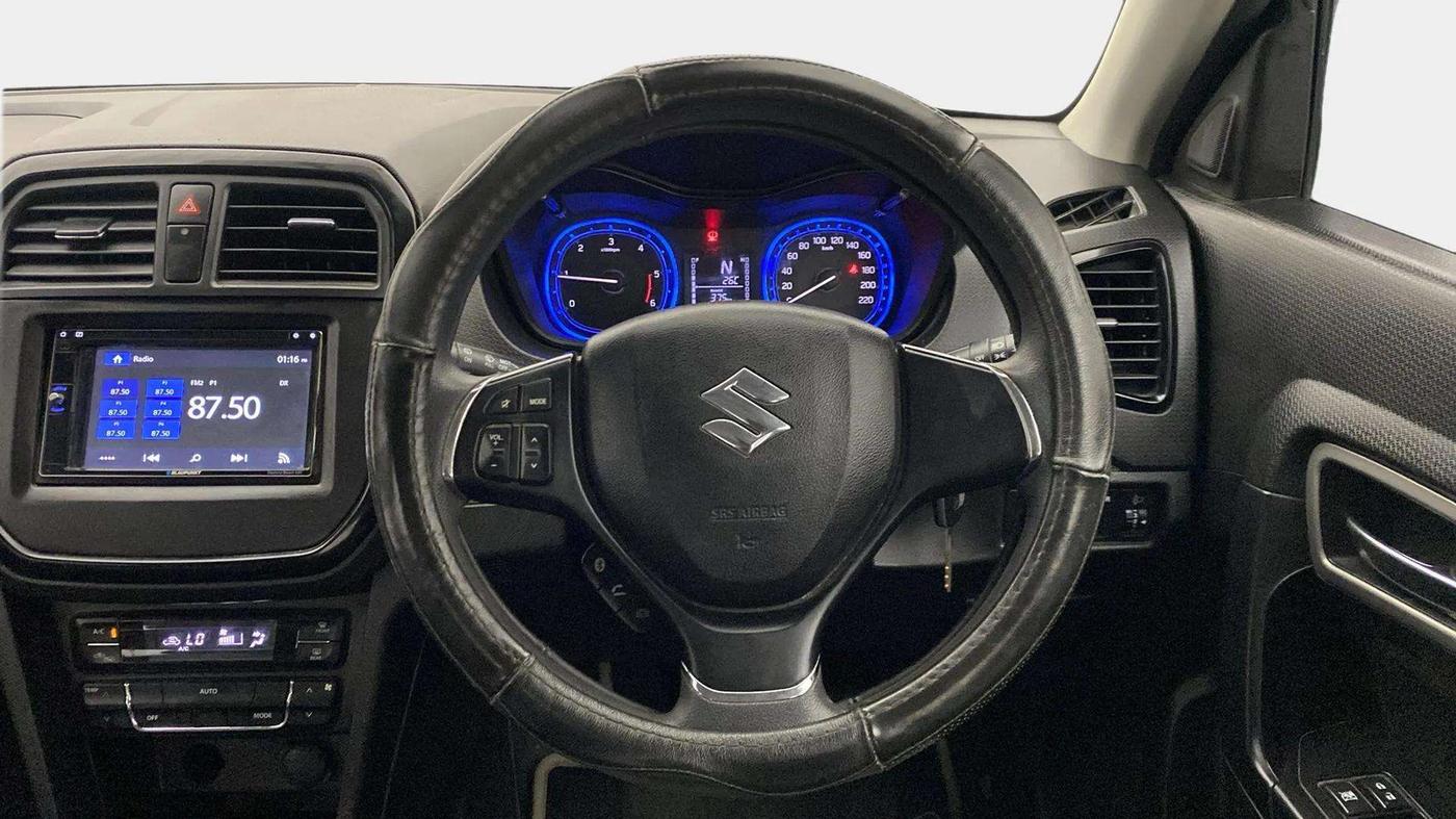 2018 Maruti Vitara Brezza ZDI AMT, Diesel, Automatic, 42,344 km, Steering Wheel Close Up