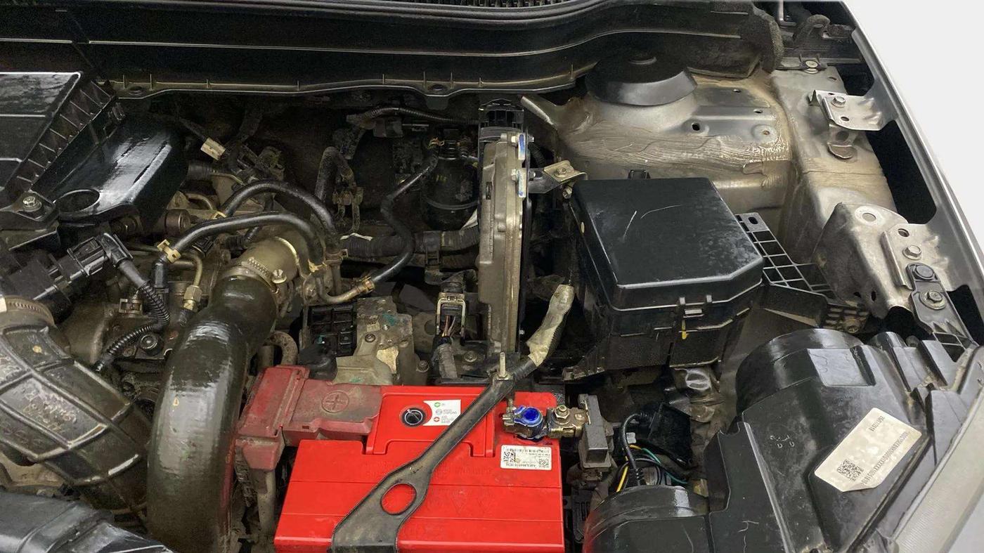 2018 Maruti Vitara Brezza ZDI AMT, Diesel, Automatic, 42,344 km, Engine View - Left