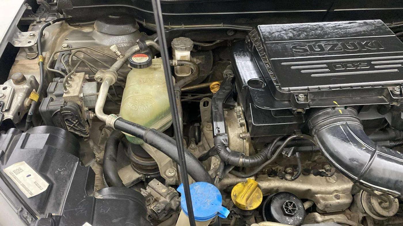 2018 Maruti Vitara Brezza ZDI AMT, Diesel, Automatic, 42,344 km, Engine View - Right