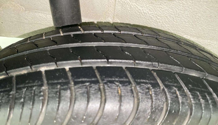 2020 Maruti S PRESSO VXI+, Petrol, Manual, 12,017 km, Right Rear Tyre Tread