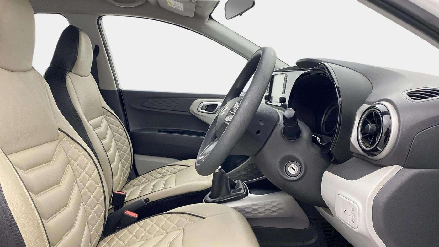 2023 Hyundai GRAND I10 NIOS SPORTZ 1.2 KAPPA VTVT, Petrol, Manual, 12,200 km, Right Side Front Door Cabin