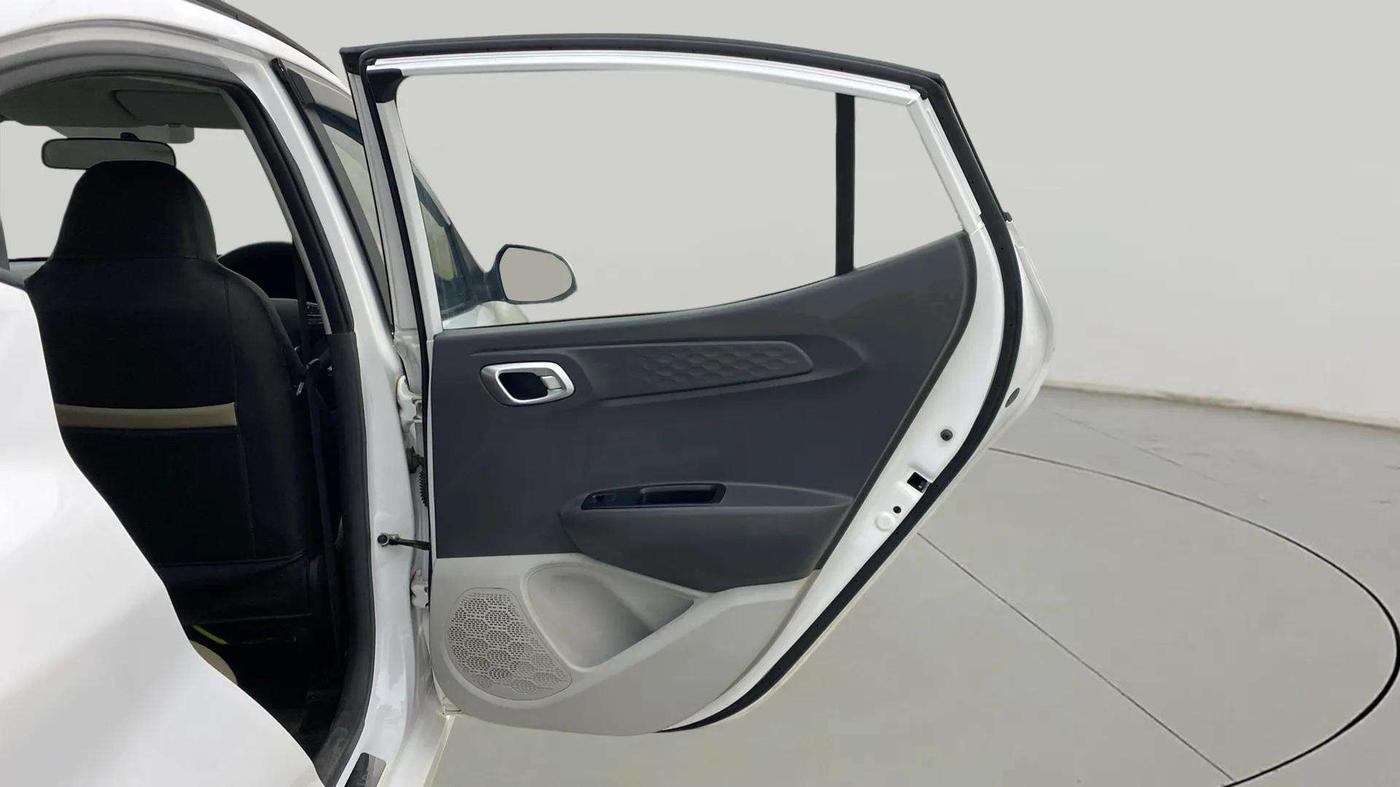 2023 Hyundai GRAND I10 NIOS SPORTZ 1.2 KAPPA VTVT, Petrol, Manual, 12,200 km, RHS Rear Door