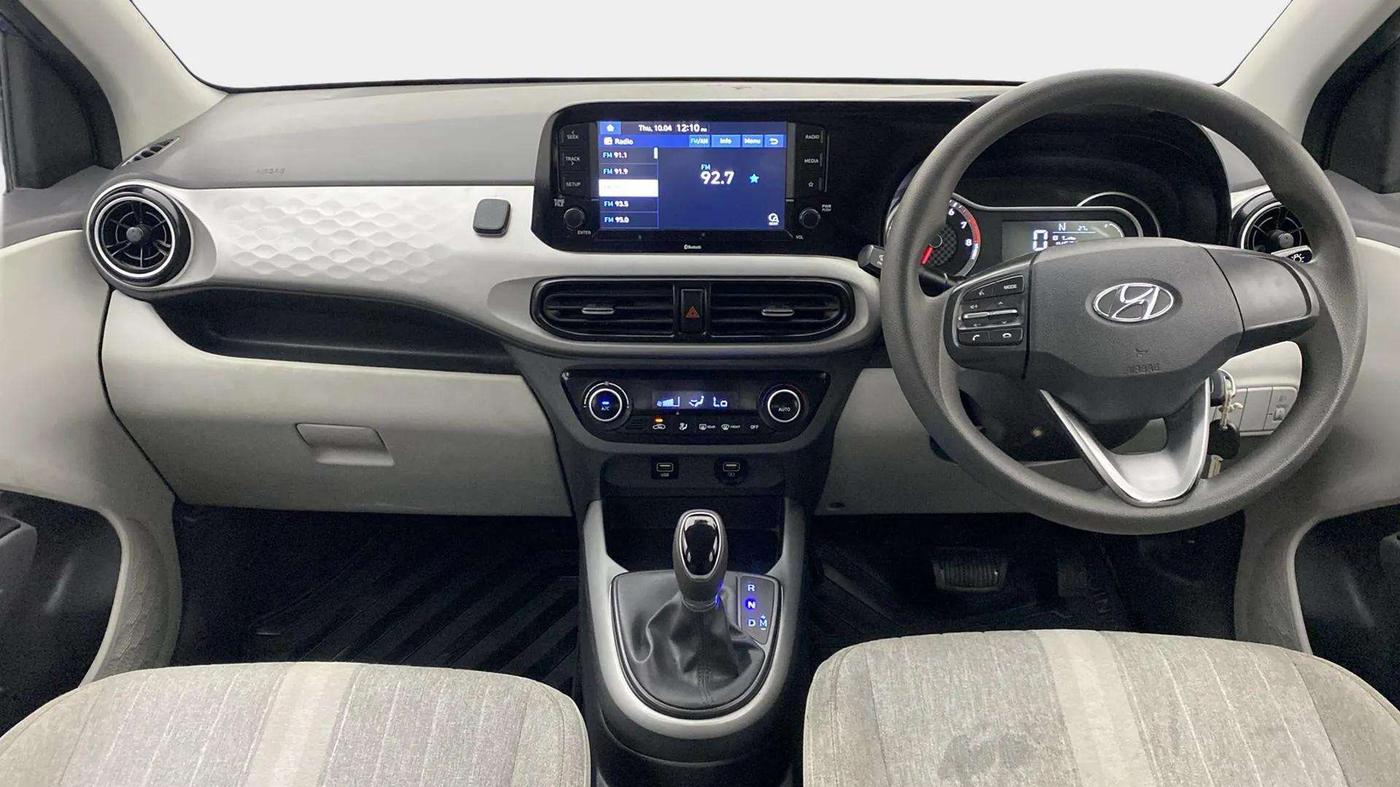 2019 Hyundai GRAND I10 NIOS SPORTZ AMT 1.2 KAPPA VTVT, Petrol, Automatic, 24,323 km, Dashboard