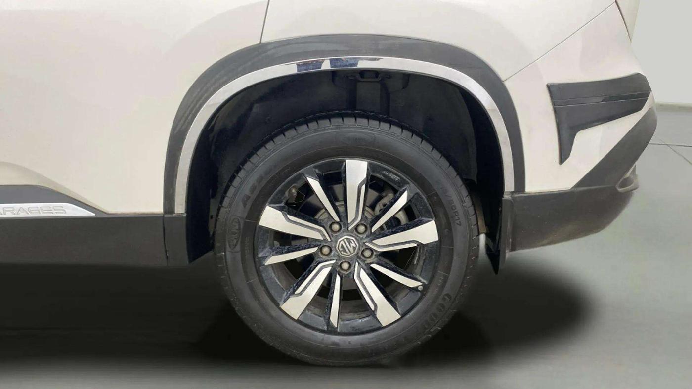 2020 MG HECTOR SHARP 1.5 DCT PETROL, Petrol, Automatic, 7,913 km, Left Rear Wheel