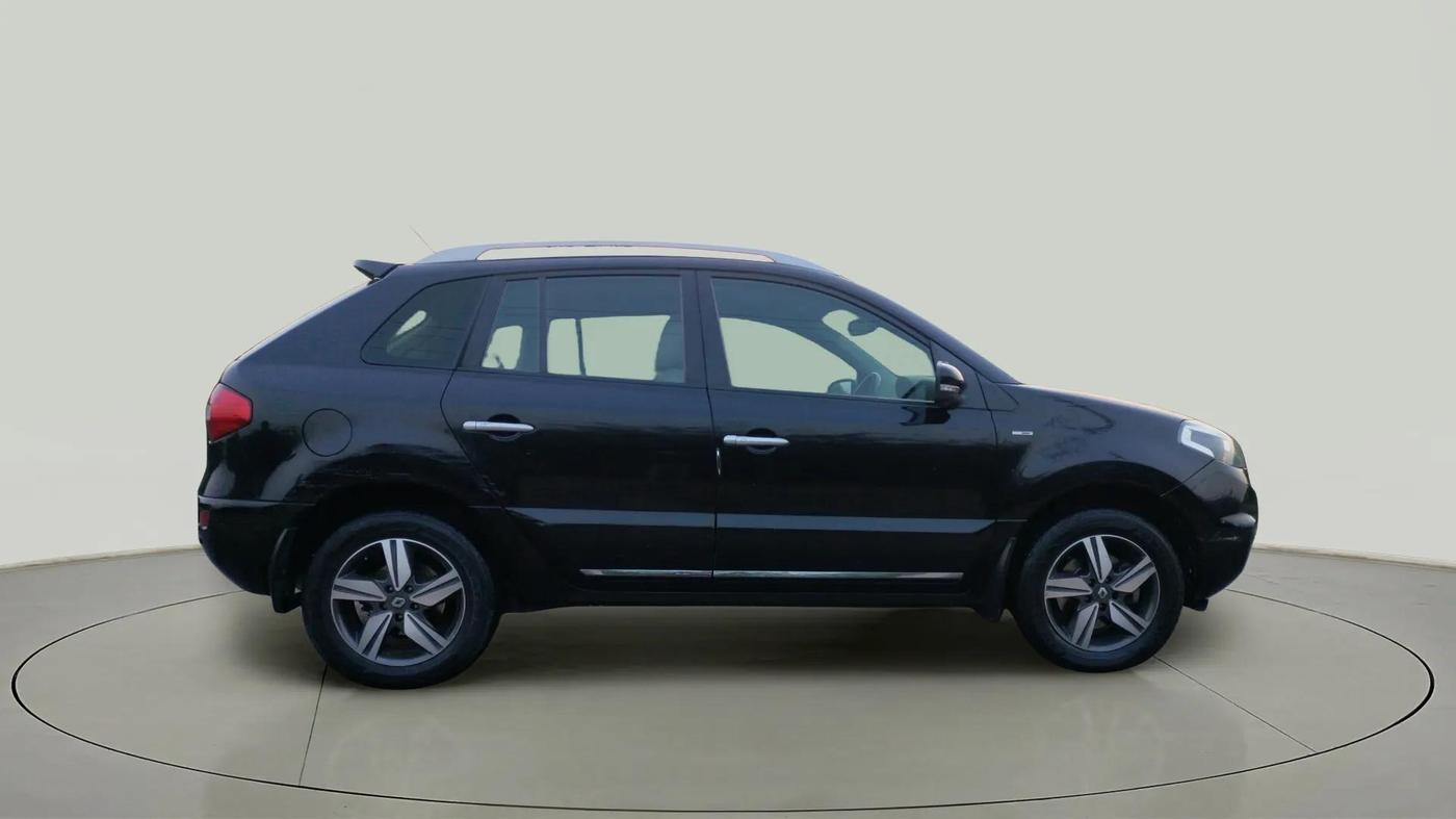 2014 Renault Koleos 4x4 MT, Diesel, Manual, 63,351 km, Right Side View