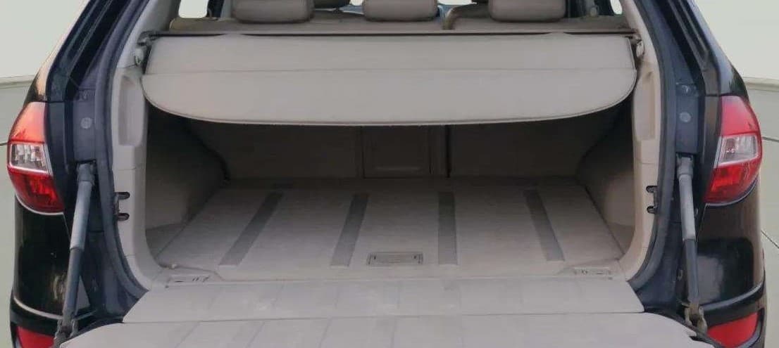 2014 Renault Koleos 4x4 MT, Diesel, Manual, 63,351 km, Boot Inside