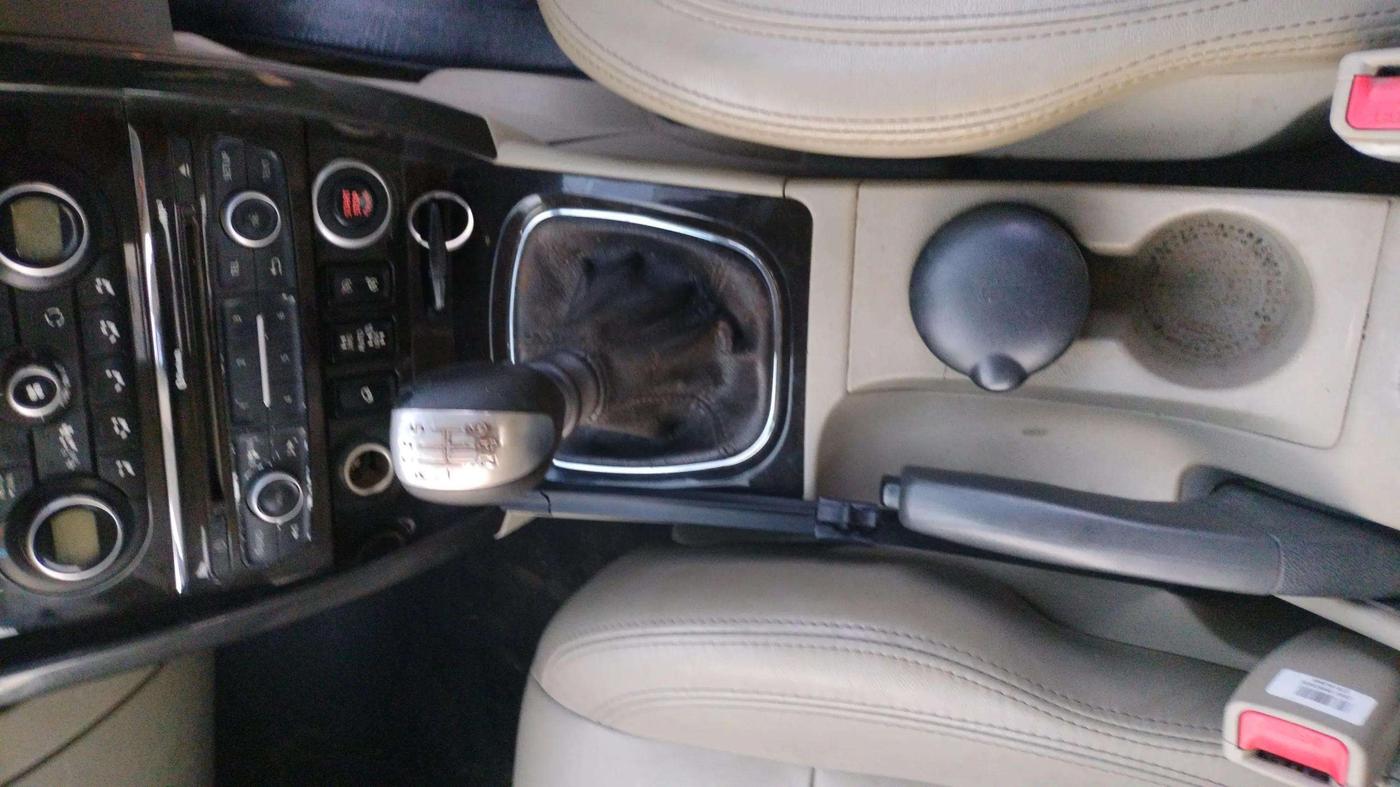 2014 Renault Koleos 4x4 MT, Diesel, Manual, 63,351 km, Gear Lever