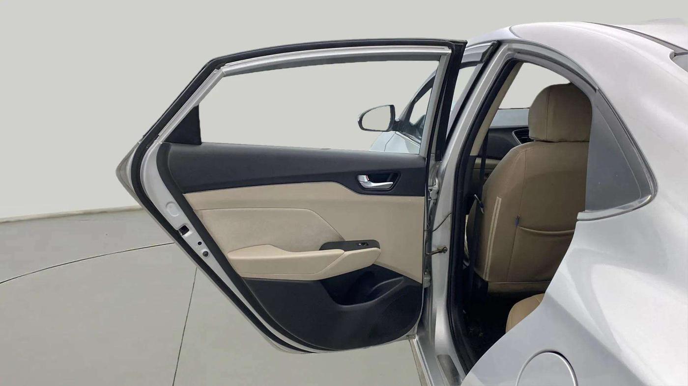 2018 Hyundai Verna 1.6 VTVT SX, Petrol, Manual, 80,223 km, LHS Rear Door
