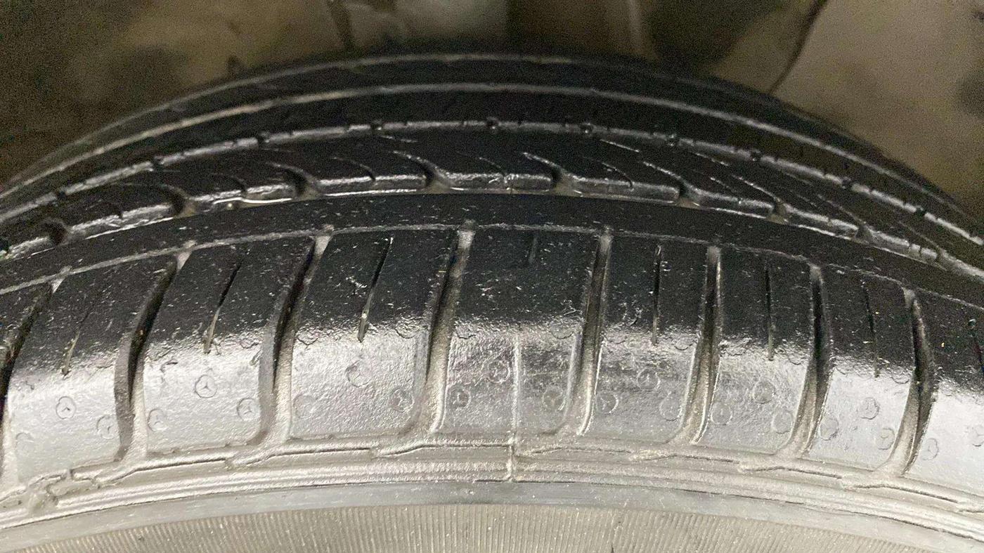 2018 Hyundai Verna 1.6 VTVT SX, Petrol, Manual, 80,223 km, Right Front Tyre Tread