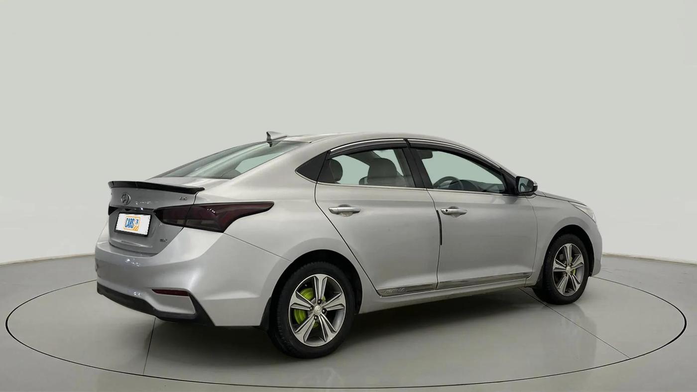 2018 Hyundai Verna 1.6 VTVT SX, Petrol, Manual, 80,223 km, Right Back Diagonal