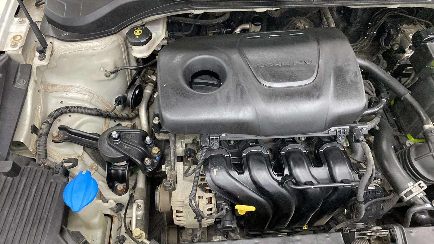 2018 Hyundai Verna 1.6 VTVT SX, Petrol, Manual, 80,223 km, Engine View - Right