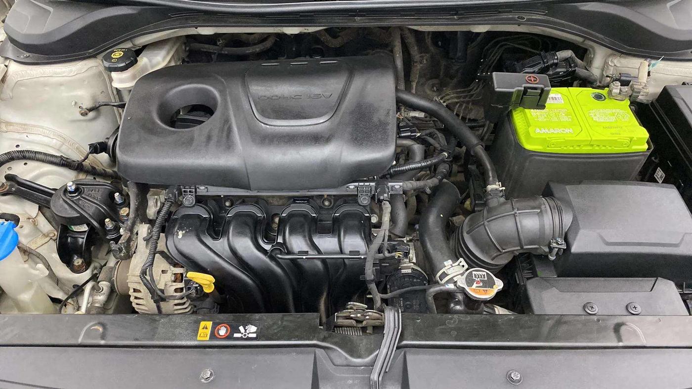 2018 Hyundai Verna 1.6 VTVT SX, Petrol, Manual, 80,223 km, Engine View