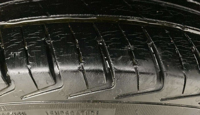 2020 Maruti New Wagon-R LXI CNG (O) 1.0, CNG, Manual, 43,199 km, Right Rear Tyre Tread
