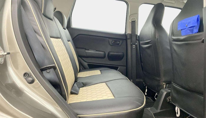 2020 Maruti New Wagon-R LXI CNG (O) 1.0, CNG, Manual, 43,199 km, Right Side Rear Door Cabin