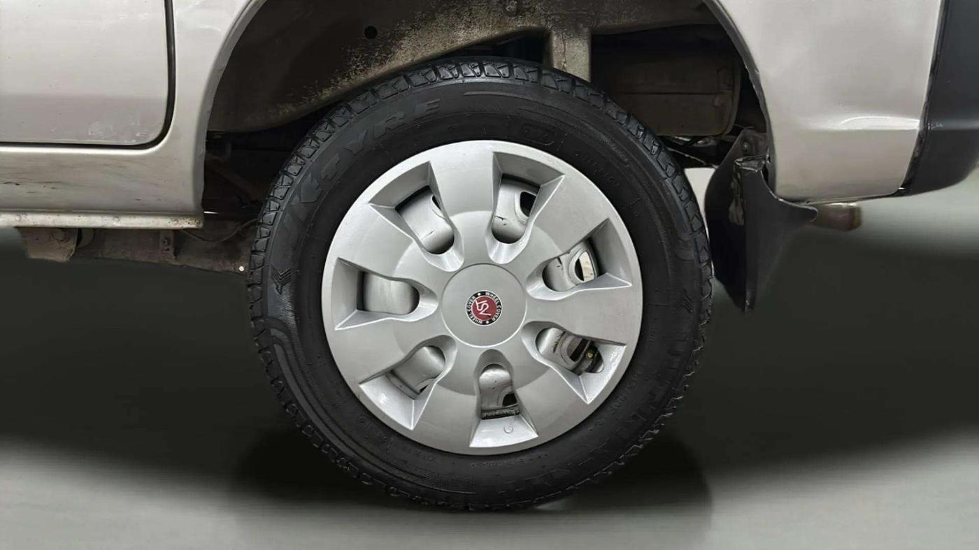 2022 Maruti Eeco 5 STR AC CNG (O), CNG, Manual, 33,523 km, Left Rear Wheel