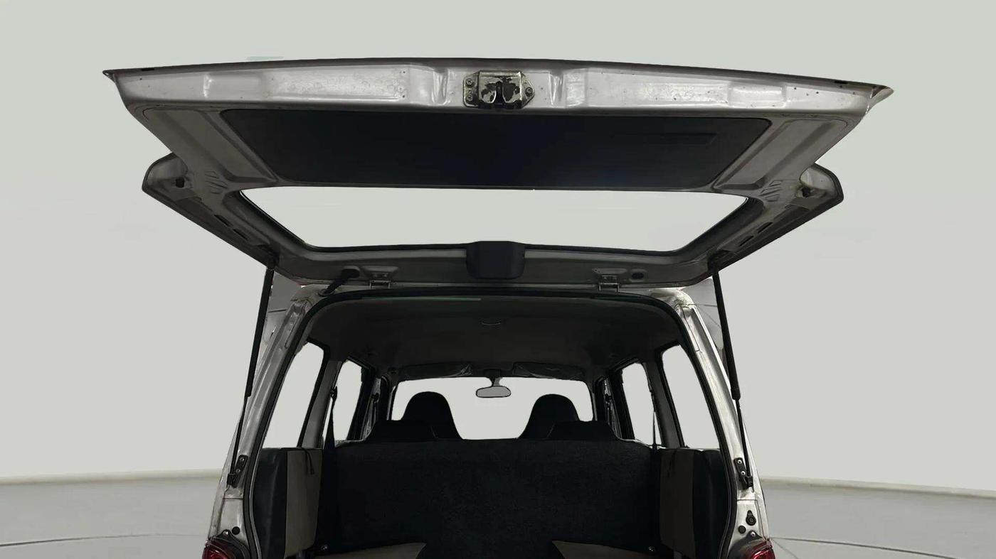 2022 Maruti Eeco 5 STR AC CNG (O), CNG, Manual, 33,523 km, Boot Door Open