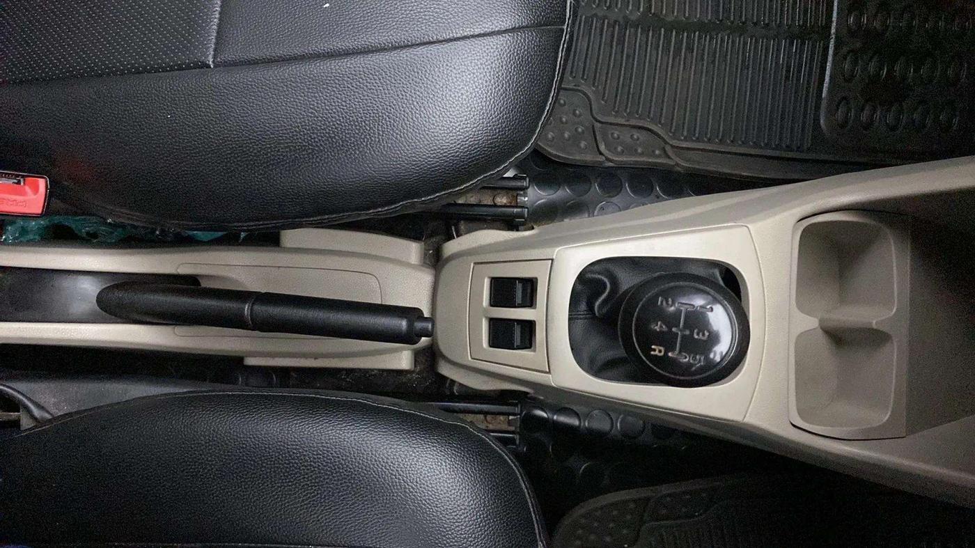 2020 Maruti Alto VXI, Petrol, Manual, 34,210 km, Gear Lever
