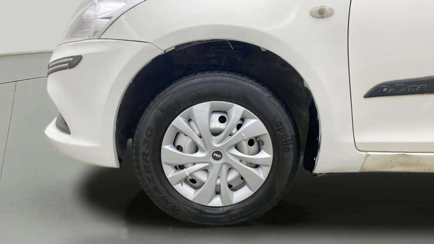 2022 Maruti Swift Dzire TOUR S-CNG (O), CNG, Manual, 31,394 km, Left Front Wheel