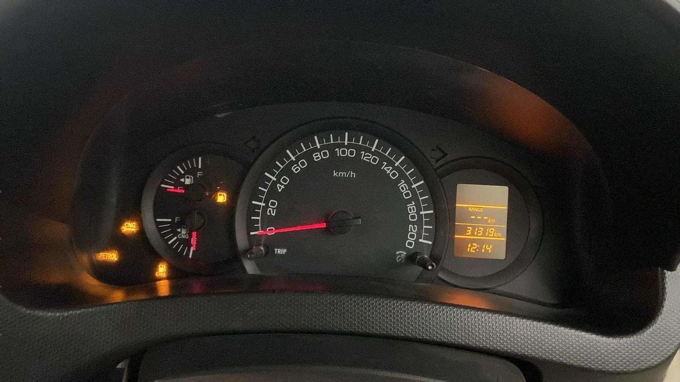 2022 Maruti Swift Dzire TOUR S-CNG (O), CNG, Manual, 31,394 km, Odometer Image