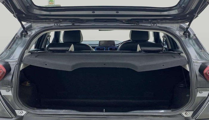 2022 Tata PUNCH CREATIVE  1.2 RTN DUAL TONE, Petrol, Manual, 54,371 km, Boot Open Zoomed View