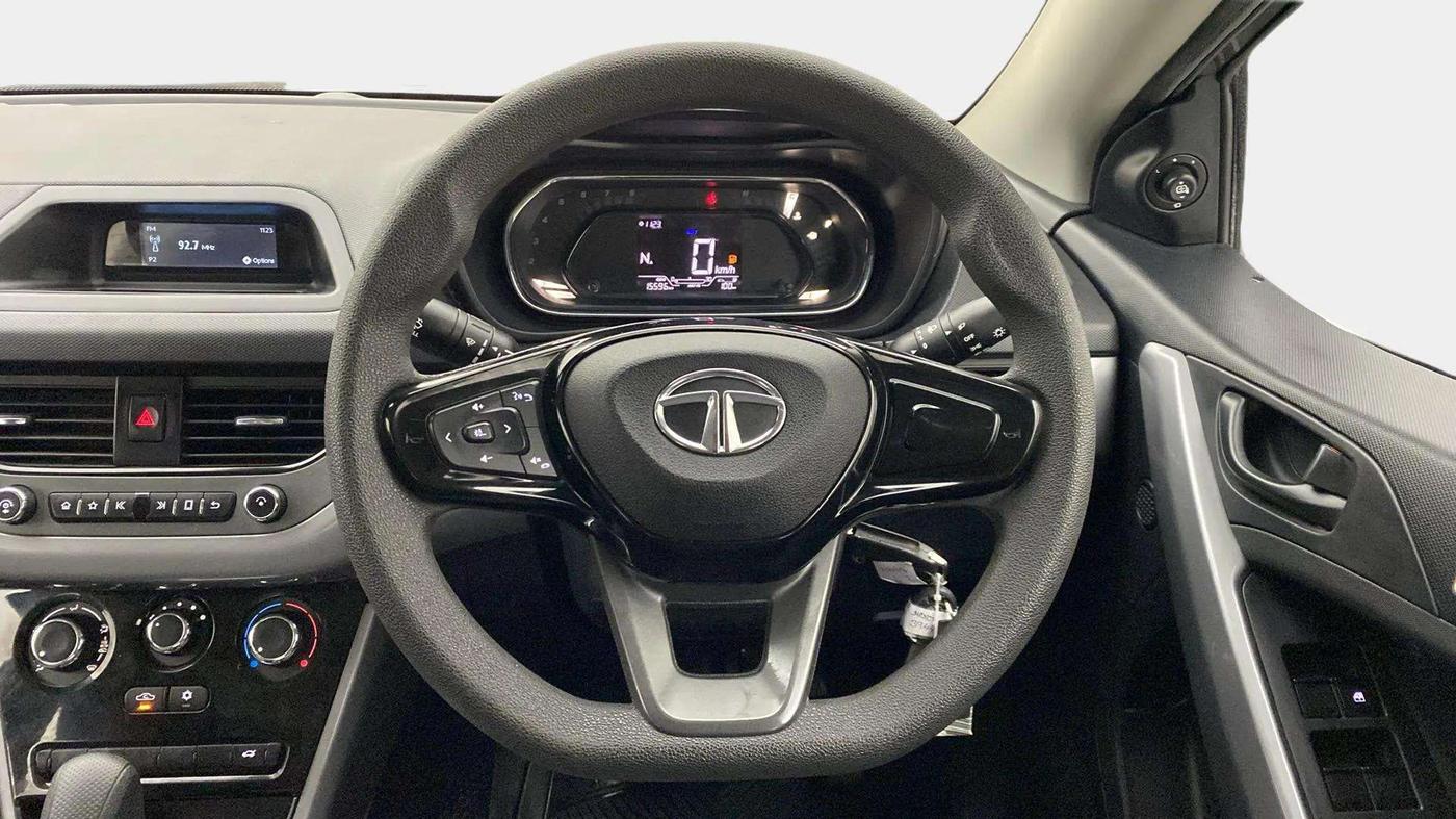 2020 Tata NEXON XMA SUNROOF PETROL, Petrol, Automatic, 15,562 km, Steering Wheel Close Up