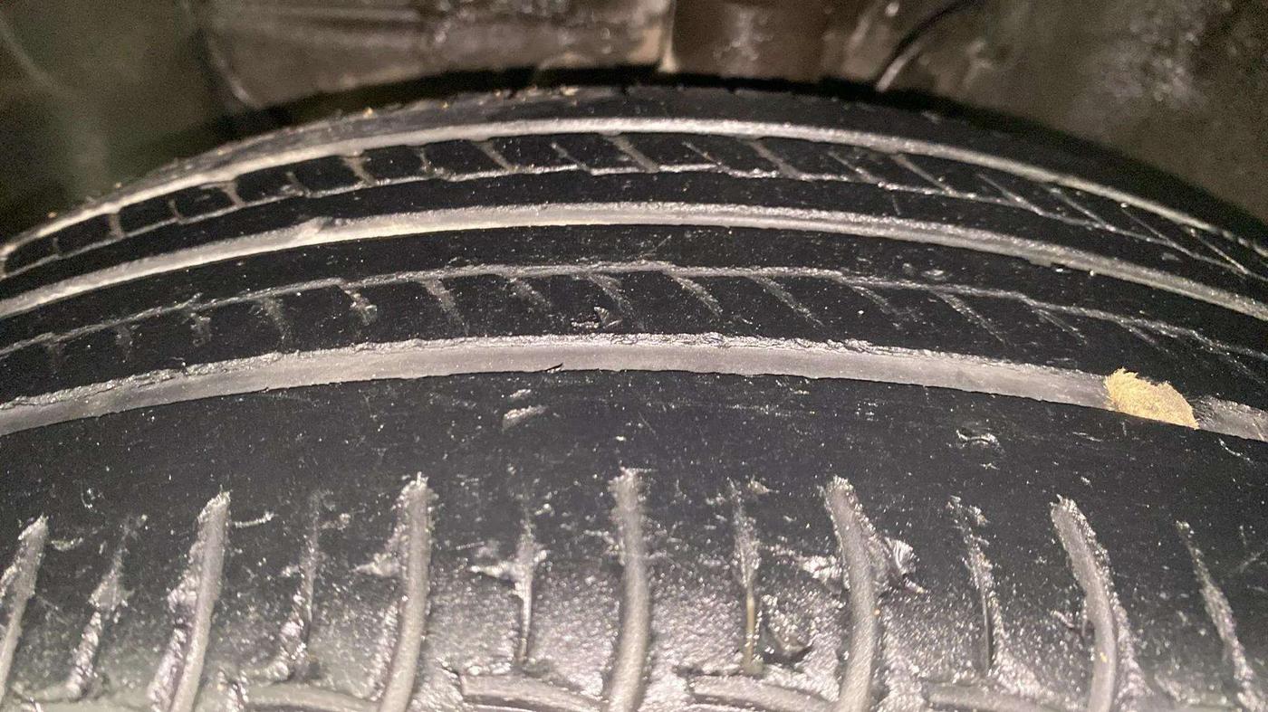 2019 Hyundai Elite i20 SPORTZ PLUS 1.2, Petrol, Manual, 57,844 km, Left Front Tyre Tread