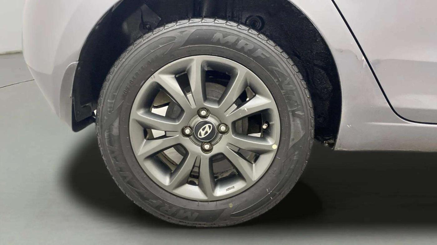 2019 Hyundai Elite i20 SPORTZ PLUS 1.2, Petrol, Manual, 57,844 km, Right Rear Wheel