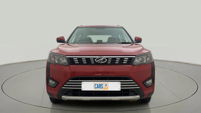 2019 Mahindra XUV300 W6 1.2 PETROL, Petrol, Manual, 22,056 km, Front