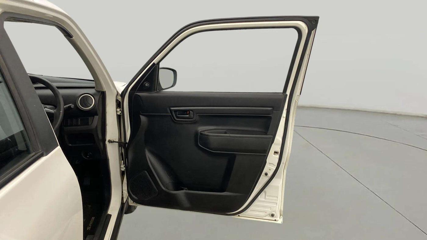 2022 Maruti S PRESSO VXI+, Petrol, Manual, 48,787 km, RHS Front Door