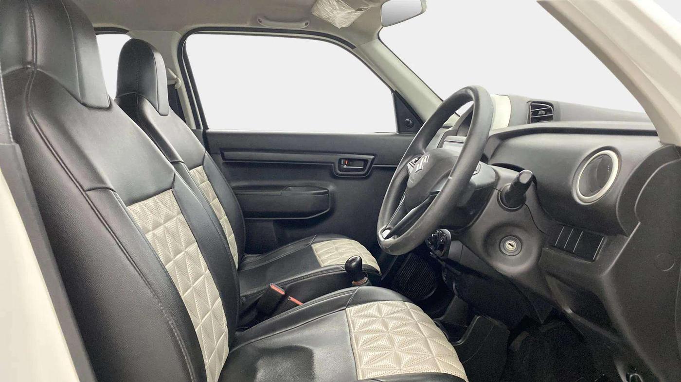 2022 Maruti S PRESSO VXI+, Petrol, Manual, 48,787 km, Right Side Front Door Cabin