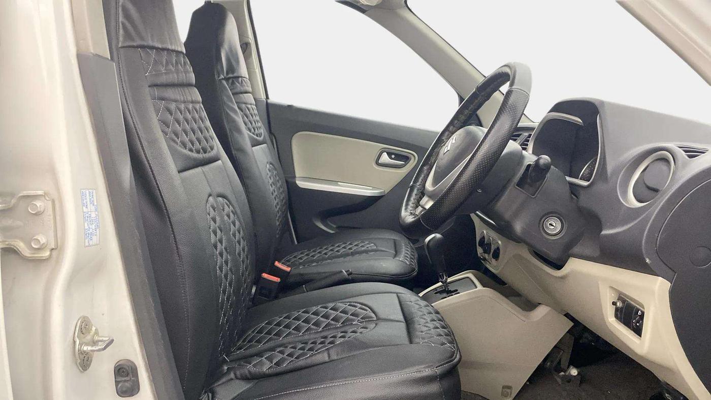 2017 Maruti Alto K10 VXI (O) AMT, Petrol, Automatic, 44,372 km, Right Side Front Door Cabin