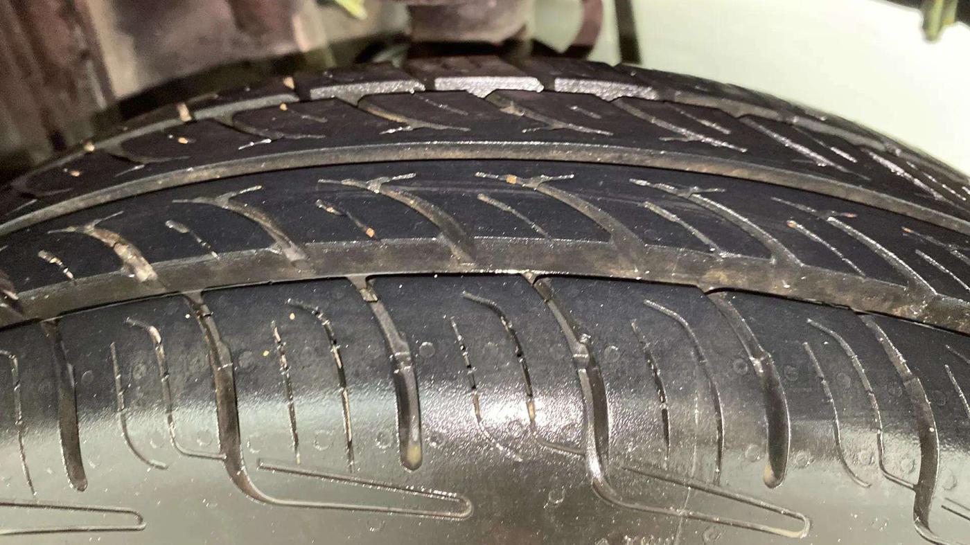 2013 Maruti Alto 800 VXI, Petrol, Manual, 33,684 km, Left Rear Tyre Tread