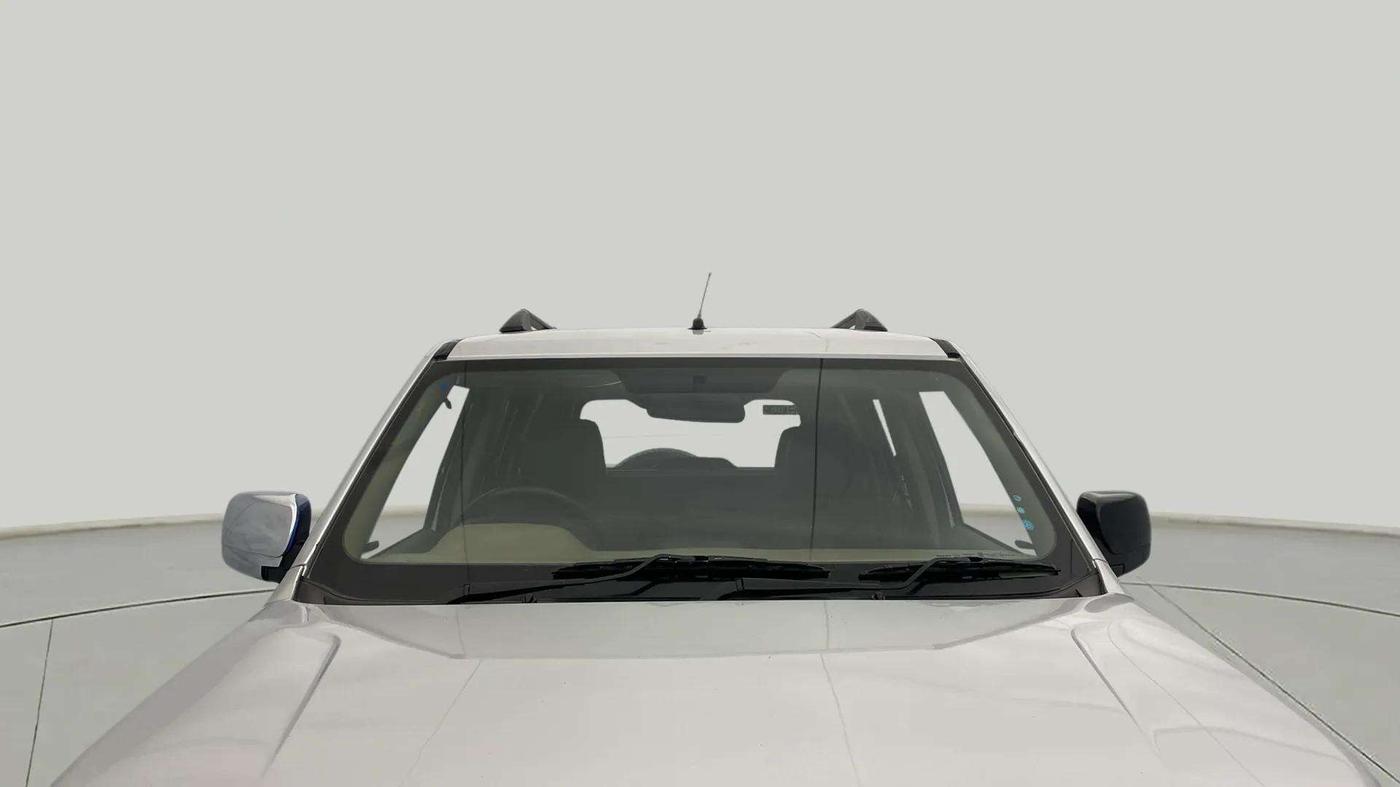 2021 Mahindra BOLERO NEO N 4, Diesel, Manual, 52,766 km, Front Windshield