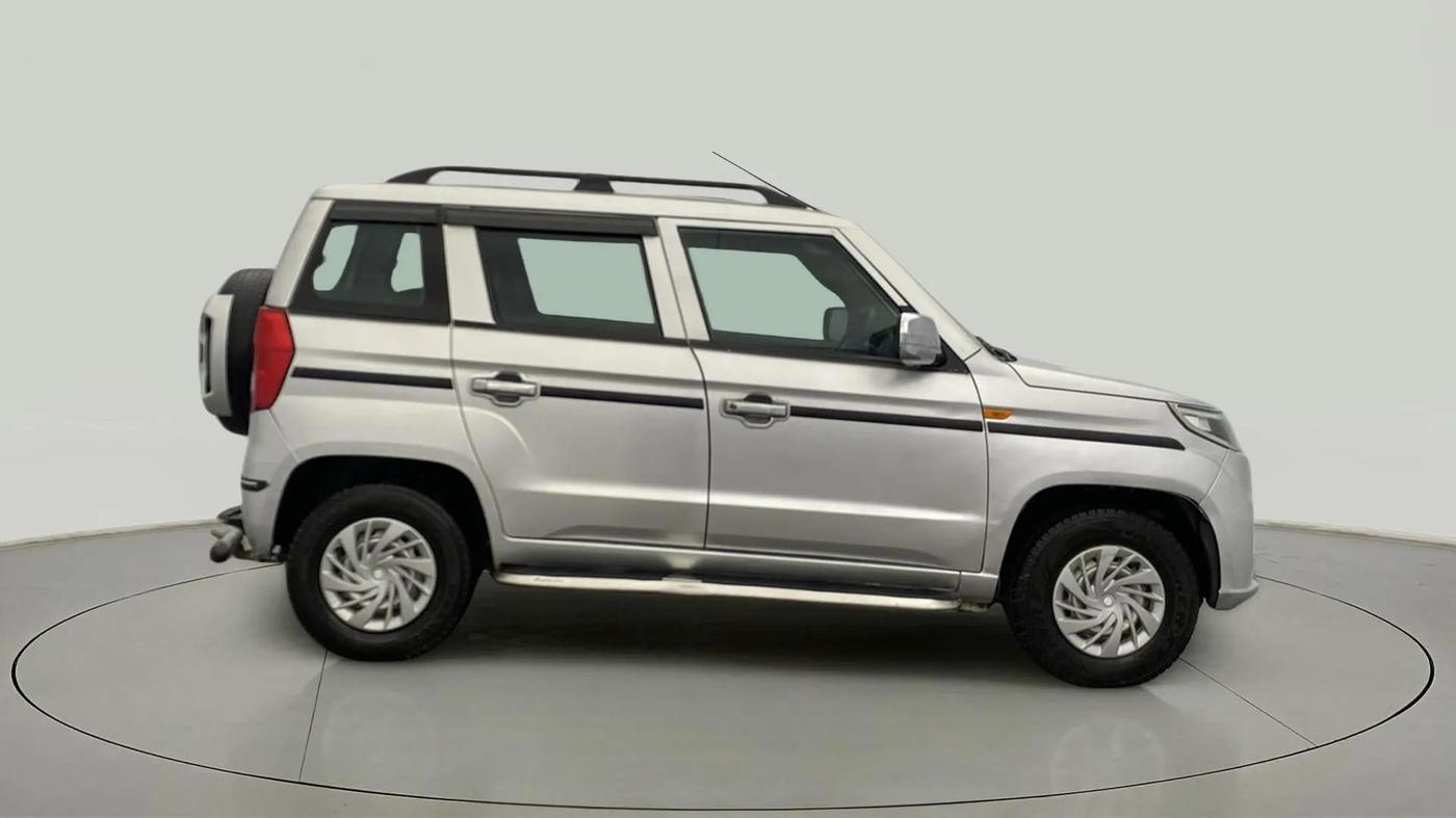 2021 Mahindra BOLERO NEO N 4, Diesel, Manual, 52,766 km, Right Side View