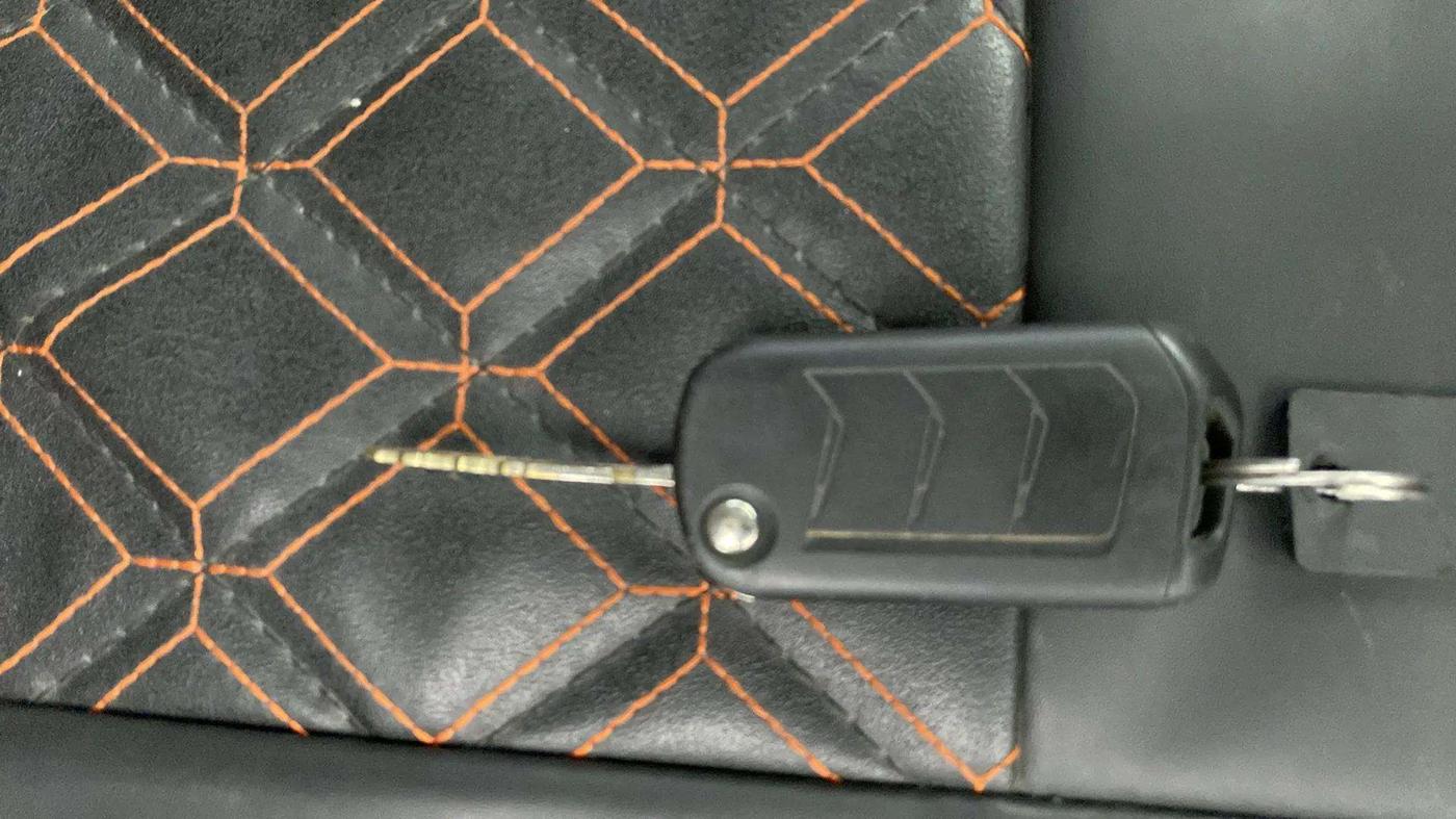 2021 Mahindra BOLERO NEO N 4, Diesel, Manual, 52,766 km, Key Close Up