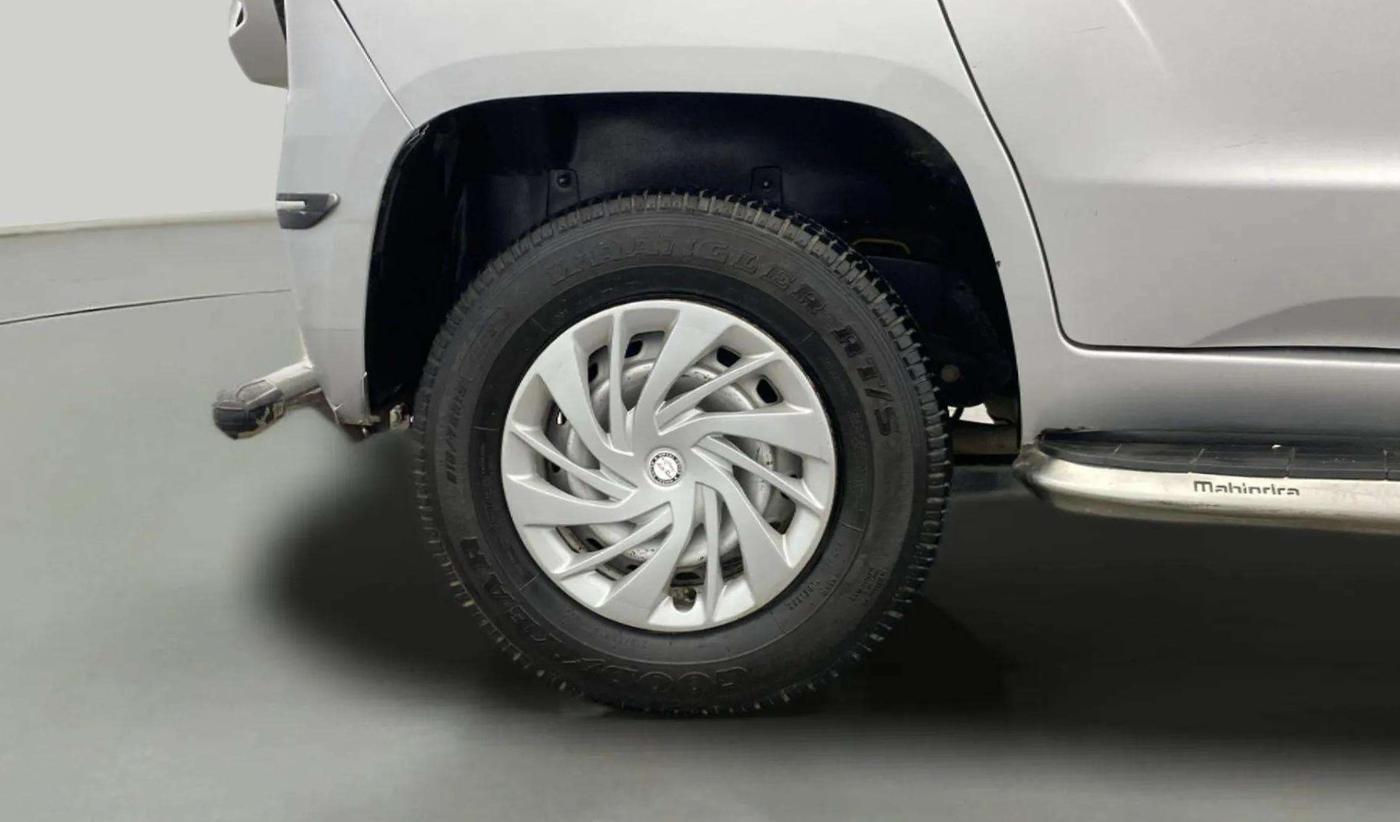 2021 Mahindra BOLERO NEO N 4, Diesel, Manual, 52,766 km, Right Rear Wheel