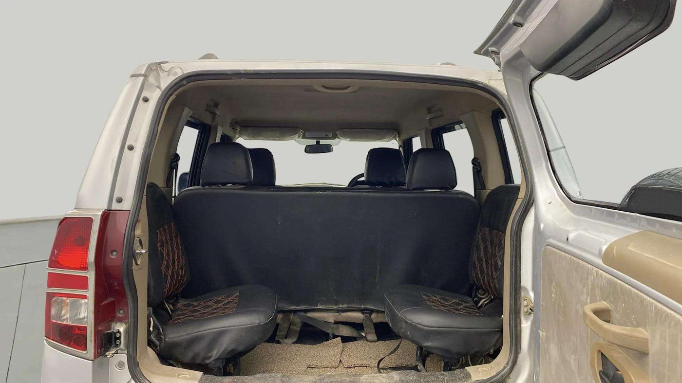 2021 Mahindra BOLERO NEO N 4, Diesel, Manual, 52,766 km, Boot Open Zoomed View