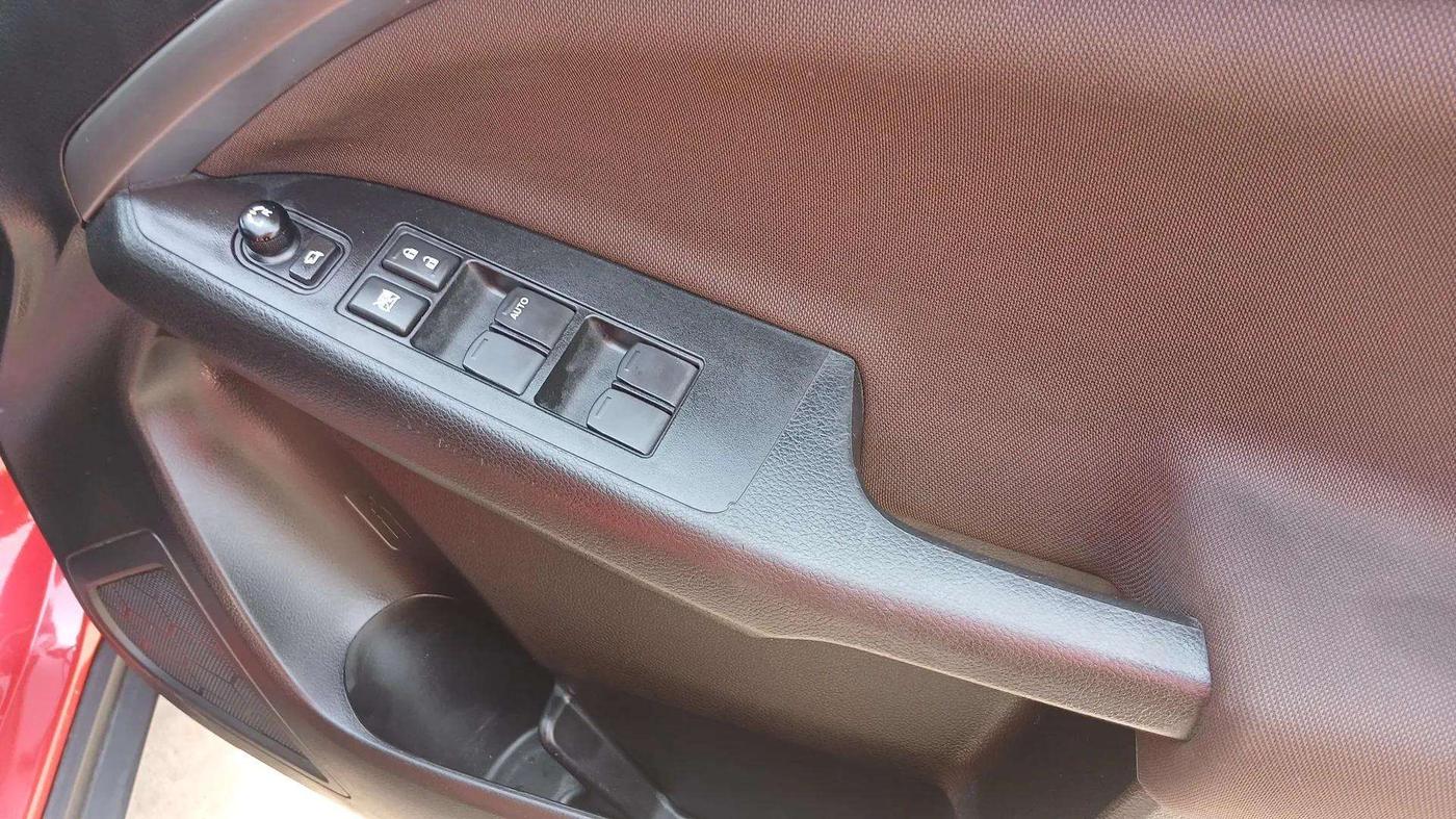 2023 Maruti BREZZA ZXI, Petrol, Manual, 20,947 km, Driver Side Door Panels Control
