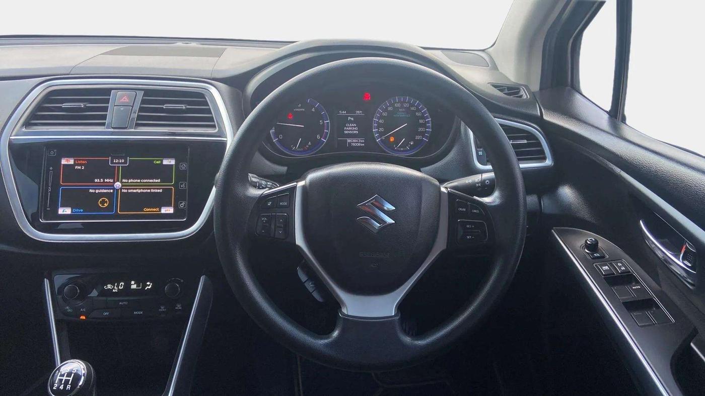 2018 Maruti S Cross ZETA 1.3, Diesel, Manual, 76,016 km, Steering Wheel Close Up