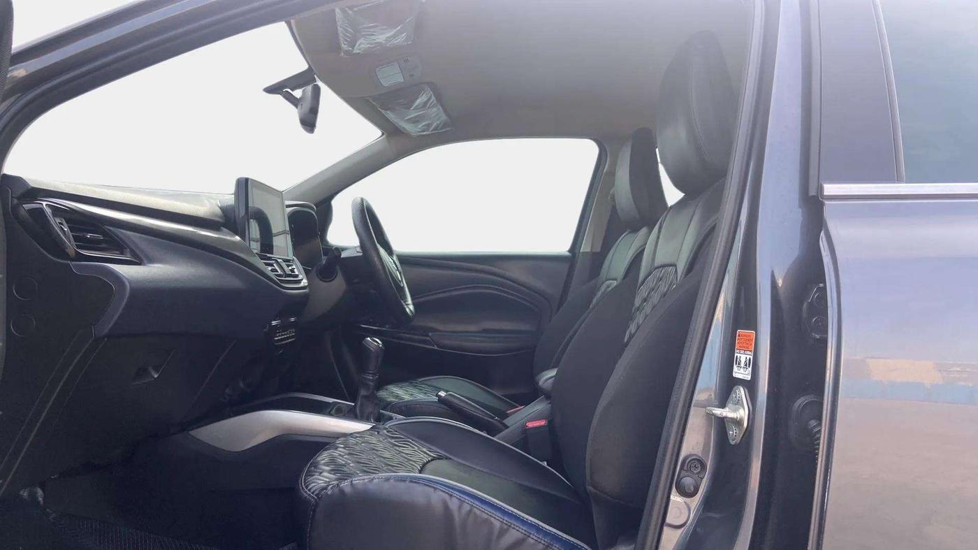2022 Maruti Baleno ALPHA PETROL 1.2, Petrol, Manual, 32,281 km, Right Side Front Door Cabin