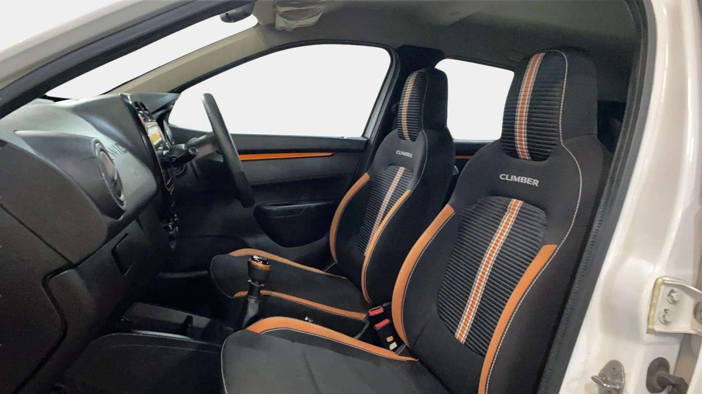 2019 Renault Kwid CLIMBER 1.0 (O), Petrol, Manual, 46,932 km, Right Side Front Door Cabin