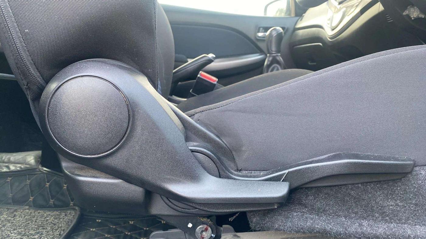 2021 Maruti Baleno ZETA PETROL 1.2, Petrol, Manual, 42,837 km, Driver Side Adjustment Panel
